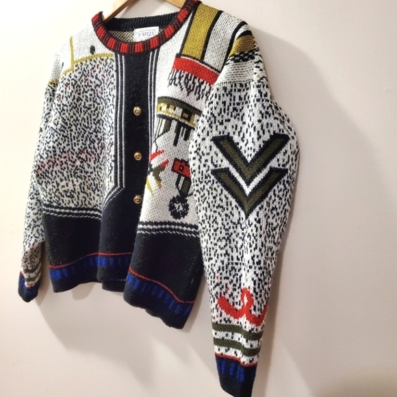Vintage Cariza Knit Sweater with Military Style Design - Size S - Picture 2 of 8